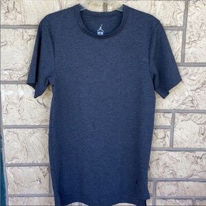 Nike Jordan dark Gray Oversized Shirt 
Size Small
